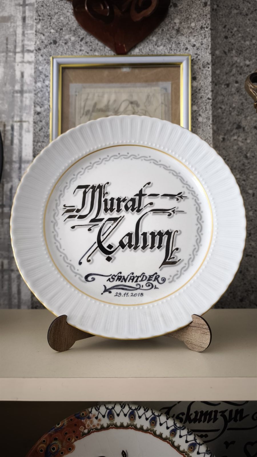 Kaligrafi (Tabak, Tasarım, Fon) — Çalışma 27