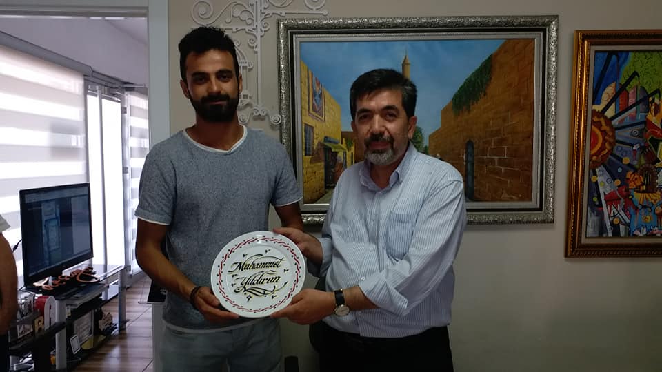 Kaligrafi (Tabak, Tasarım, Fon) — Çalışma 10