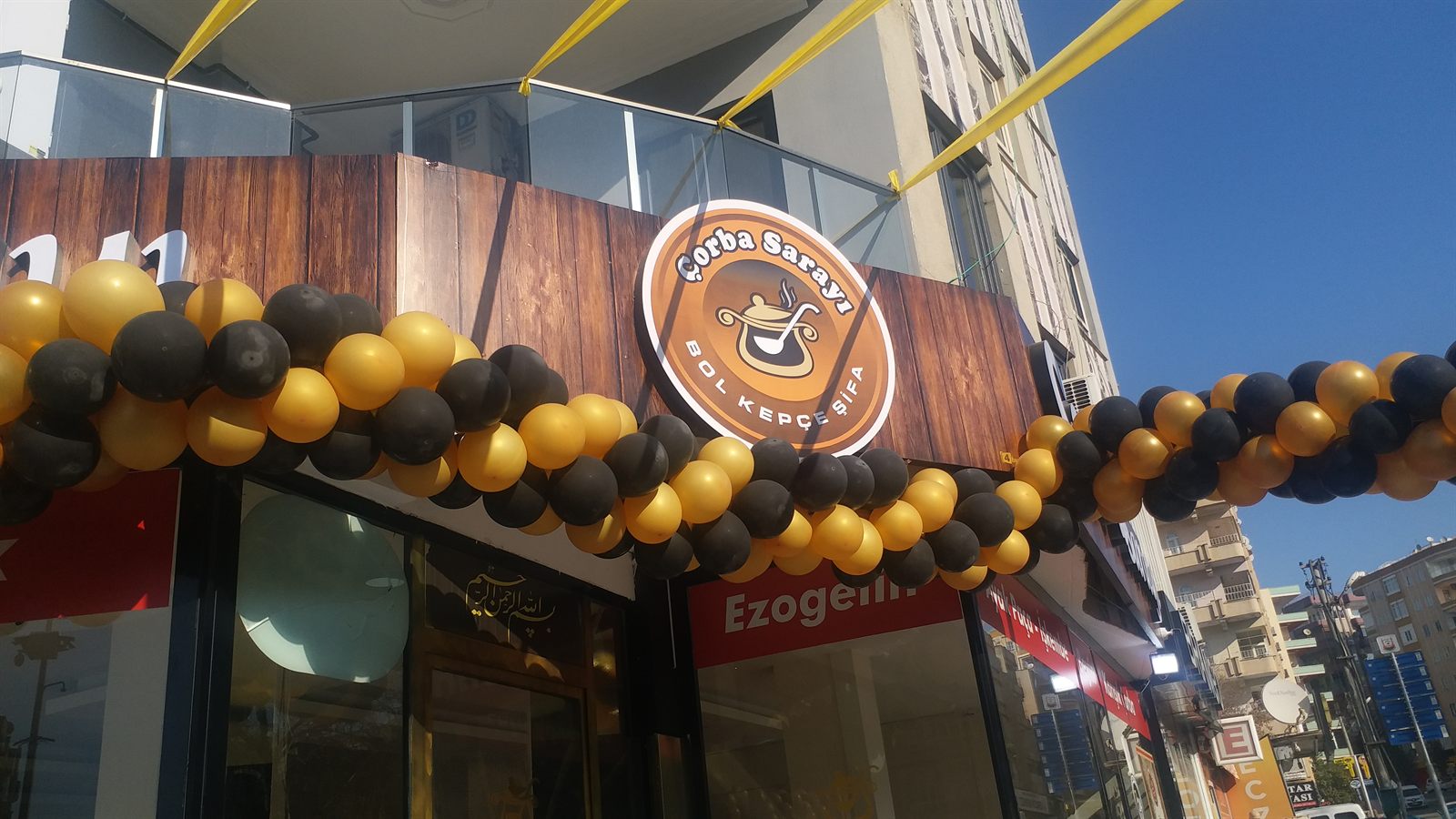 Cephe Reklamı — Çalışma 04